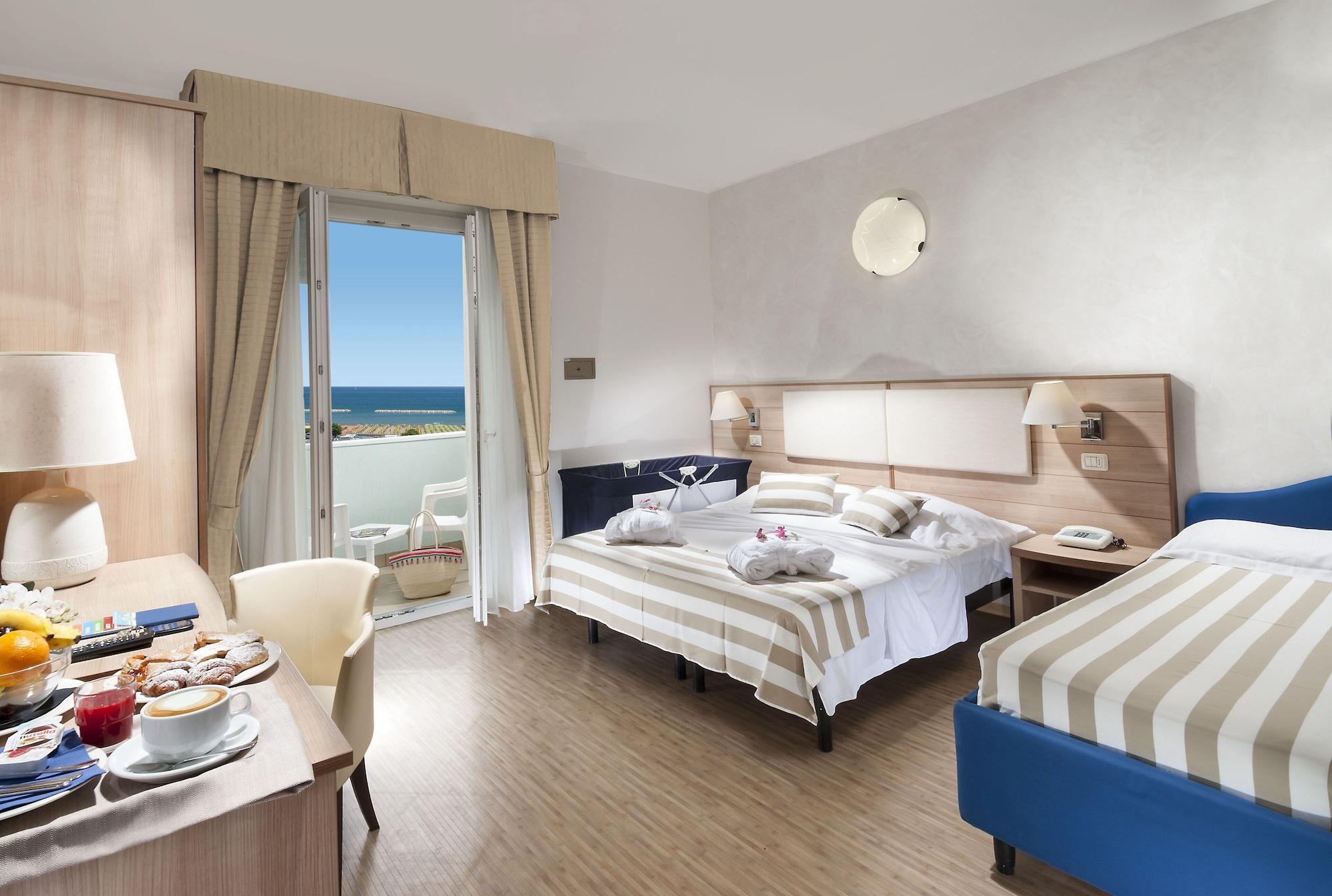 Hotel Losanna Gabicce Mare Extérieur photo