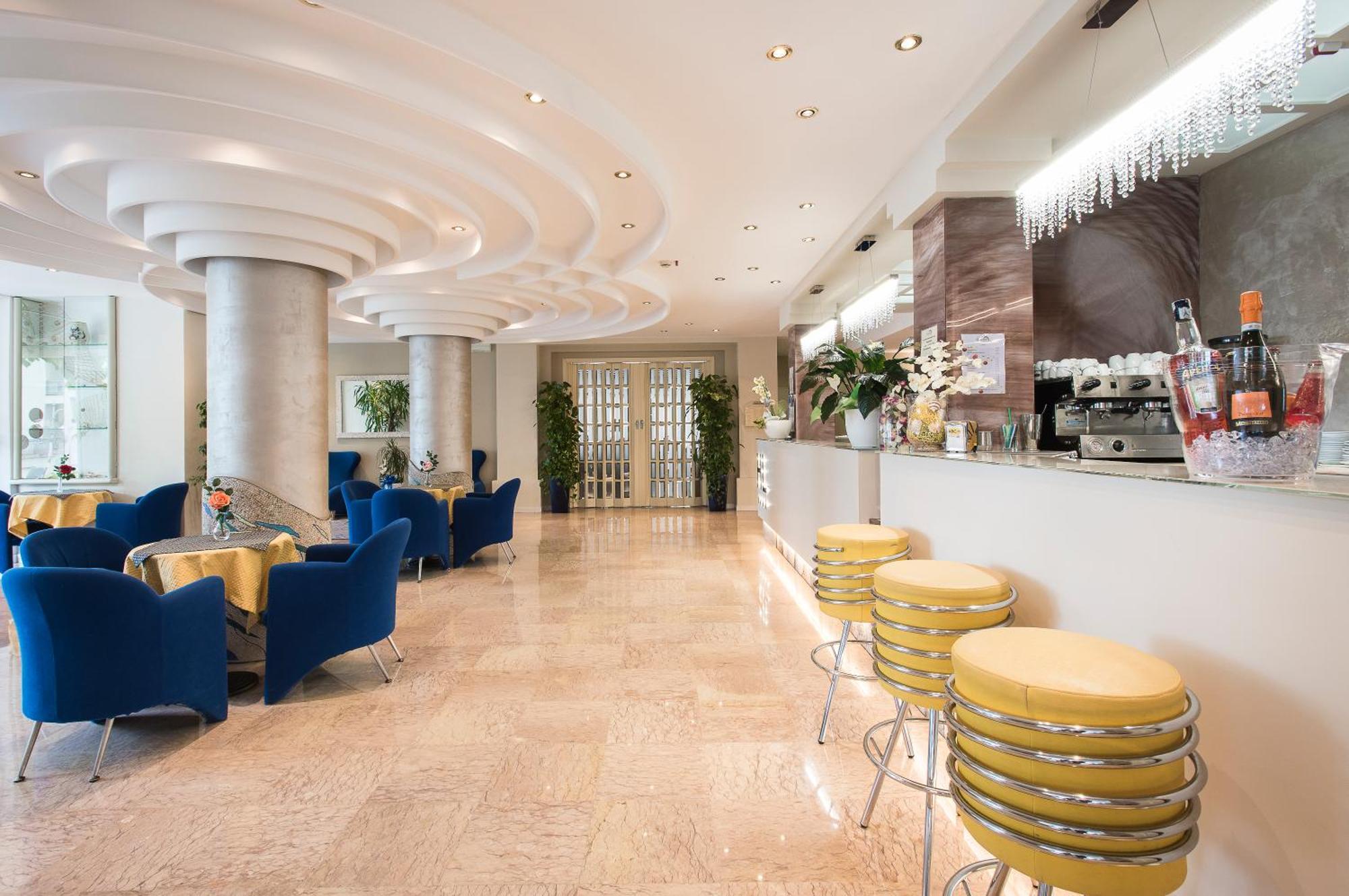 Hotel Losanna Gabicce Mare Extérieur photo