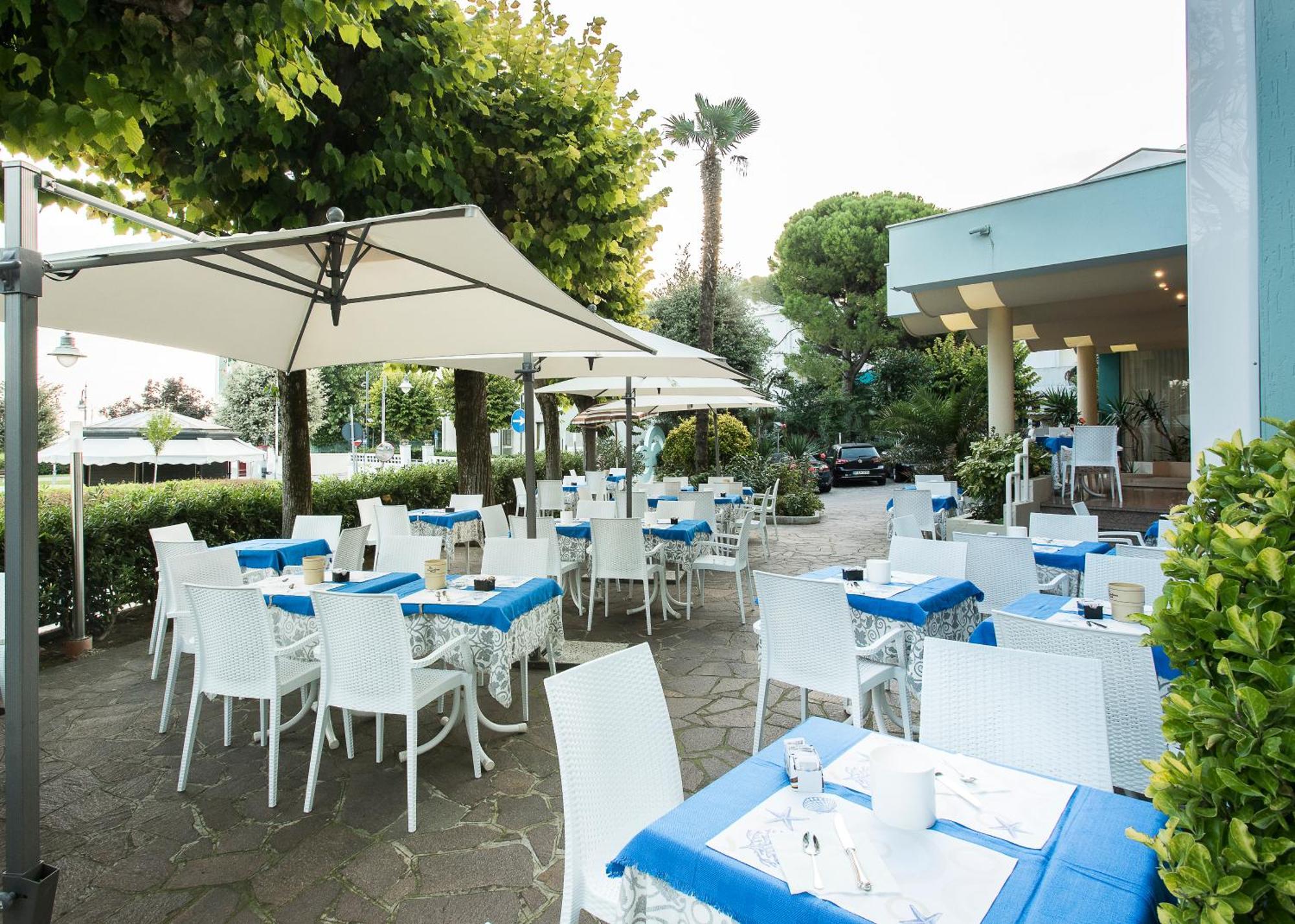 Hotel Losanna Gabicce Mare Extérieur photo