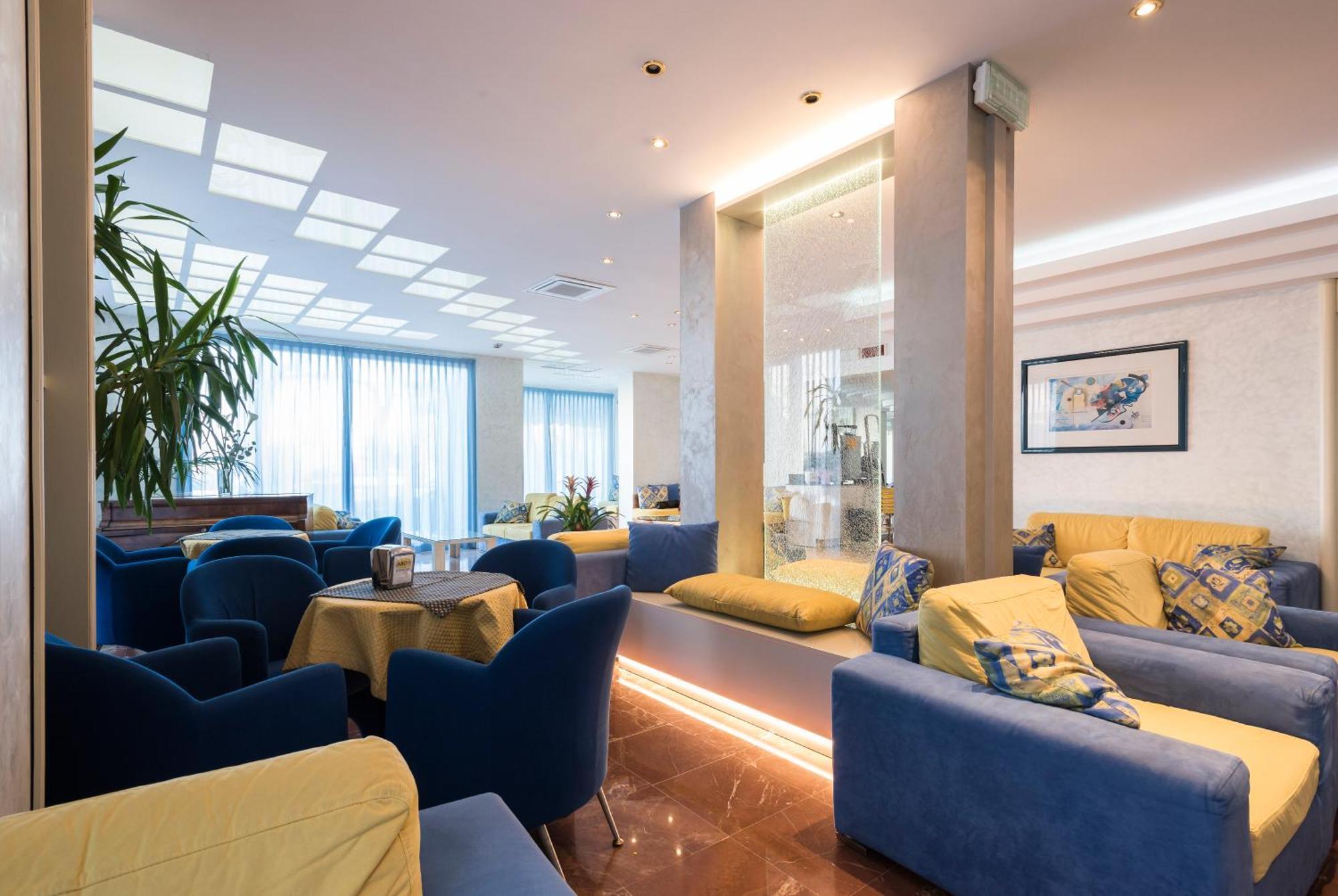 Hotel Losanna Gabicce Mare Extérieur photo