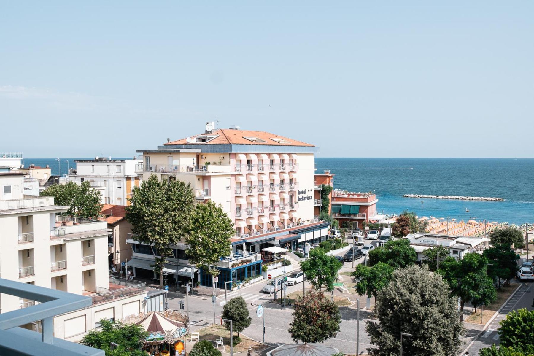 Hotel Losanna Gabicce Mare Extérieur photo