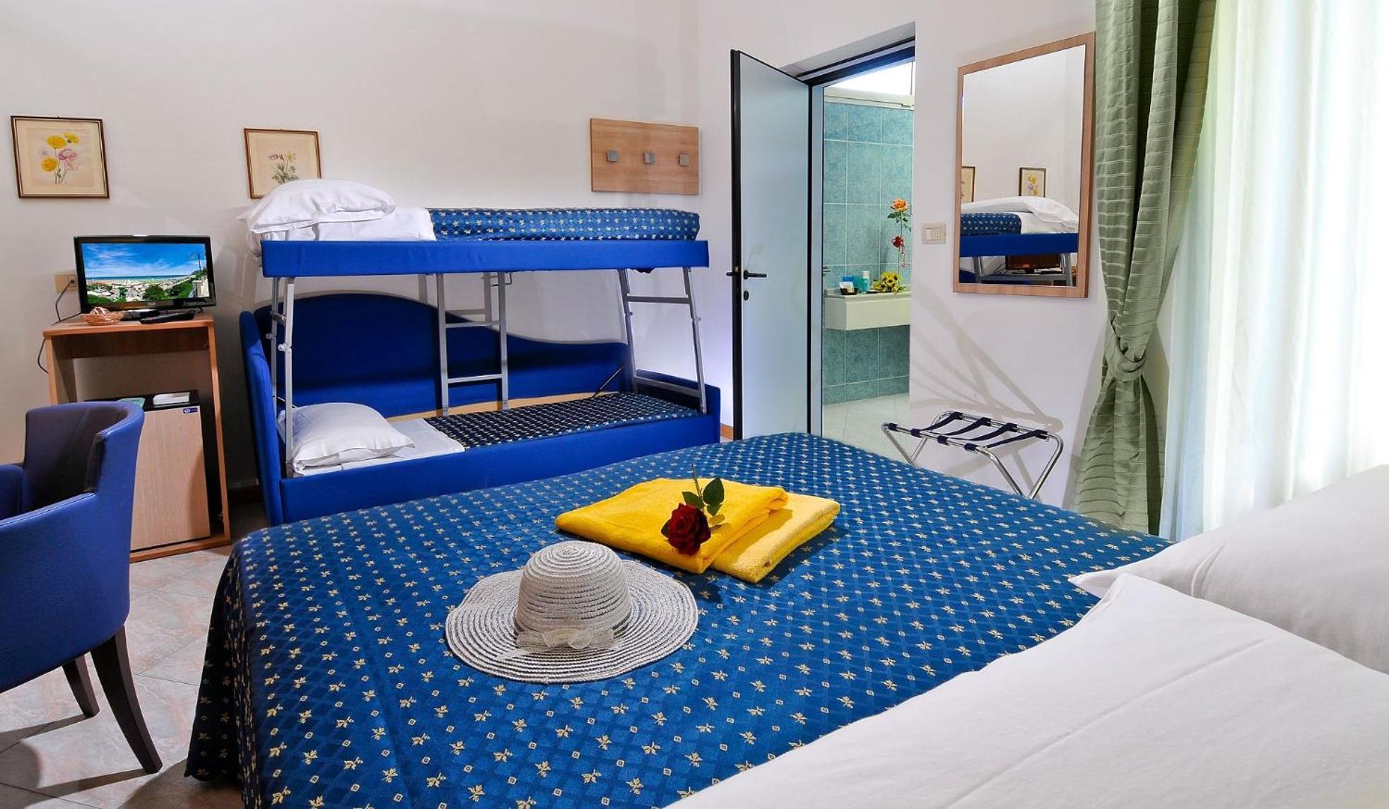 Hotel Losanna Gabicce Mare Extérieur photo