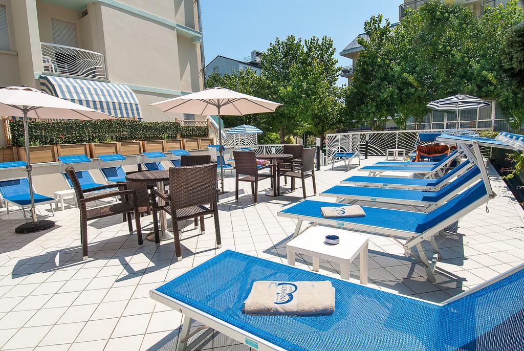 Hotel Losanna Gabicce Mare Extérieur photo