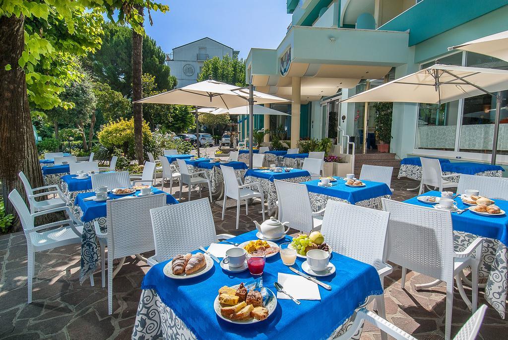 Hotel Losanna Gabicce Mare Extérieur photo